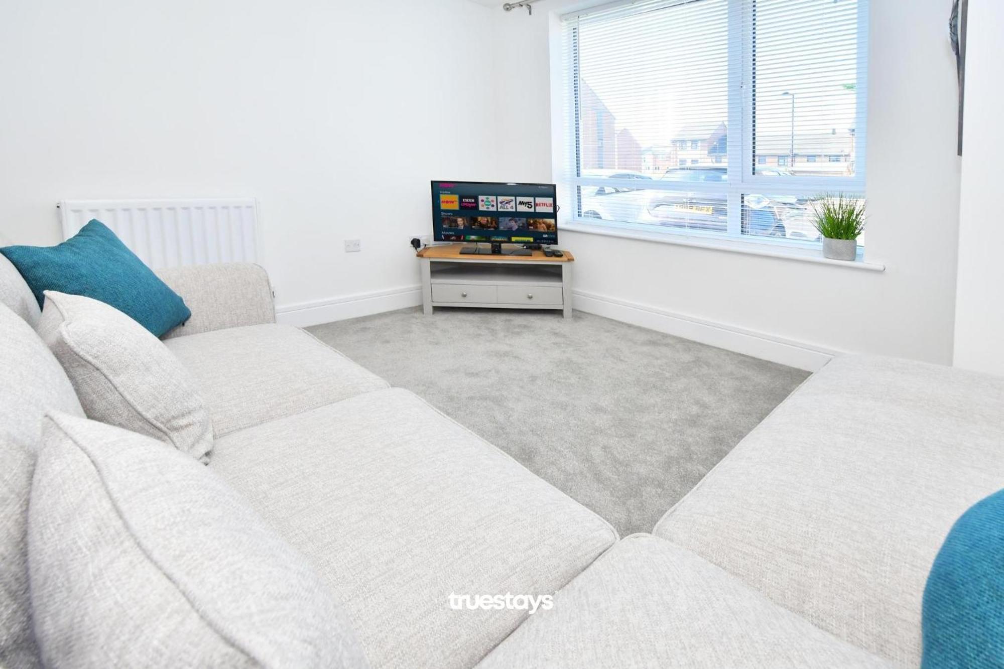 Regal House By True Stays - 3 Bedroom House In Stoke-On-Trent Eksteriør billede