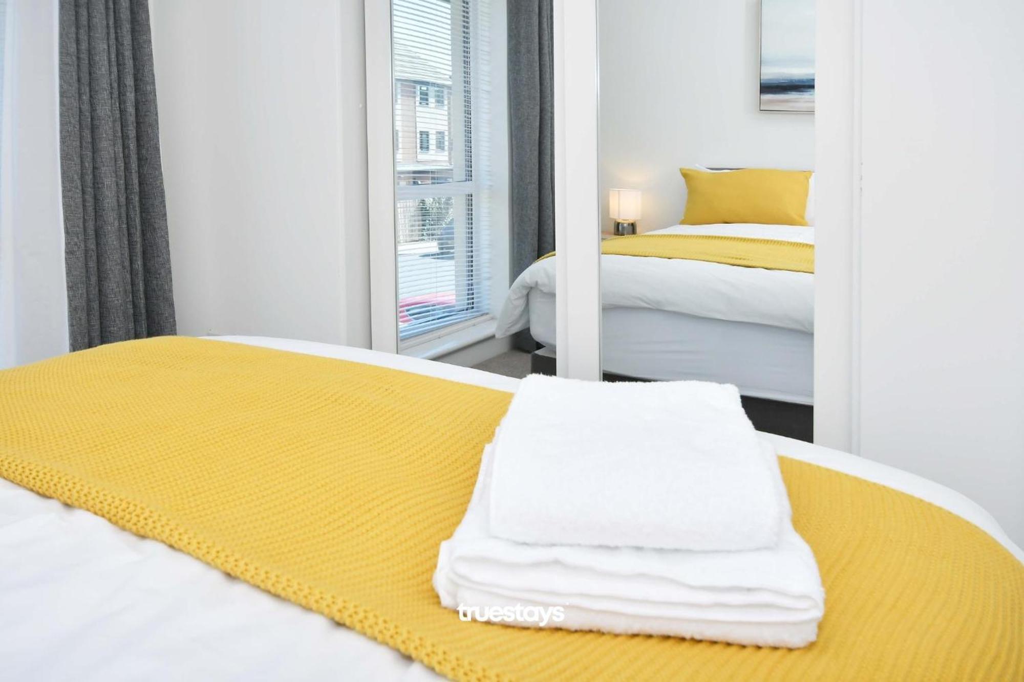 Regal House By True Stays - 3 Bedroom House In Stoke-On-Trent Eksteriør billede