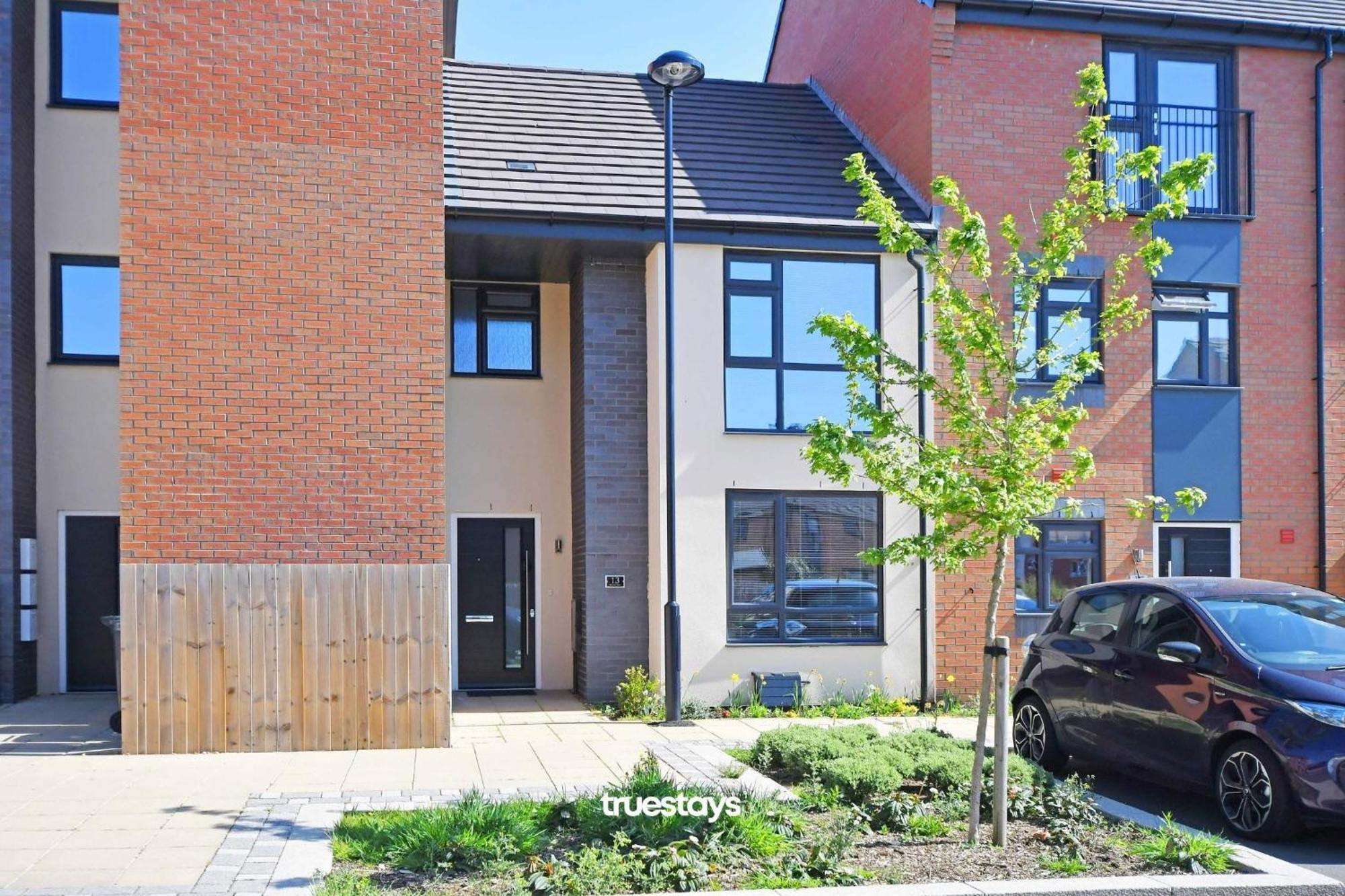 Regal House By True Stays - 3 Bedroom House In Stoke-On-Trent Eksteriør billede