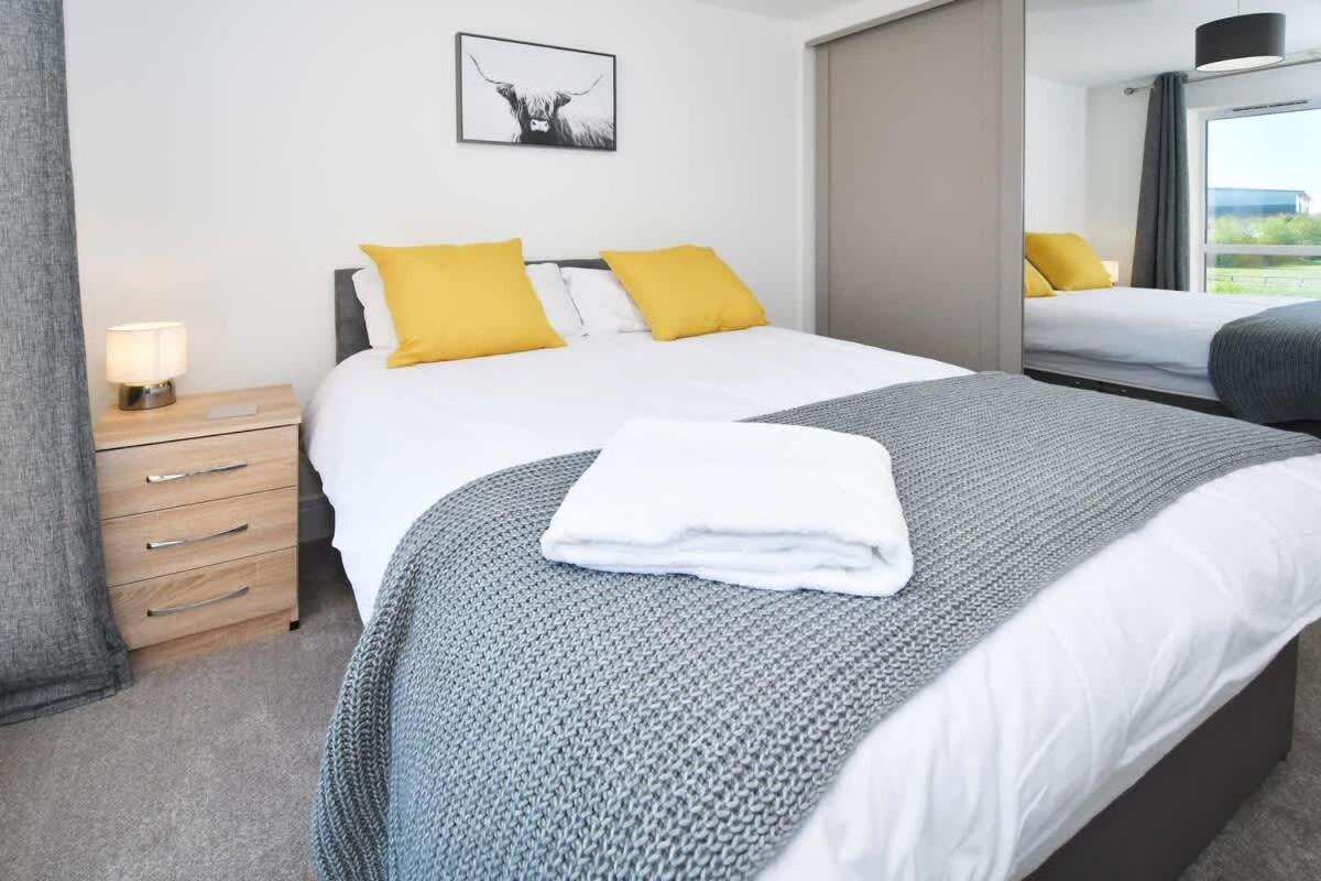 Regal House By True Stays - 3 Bedroom House In Stoke-On-Trent Eksteriør billede