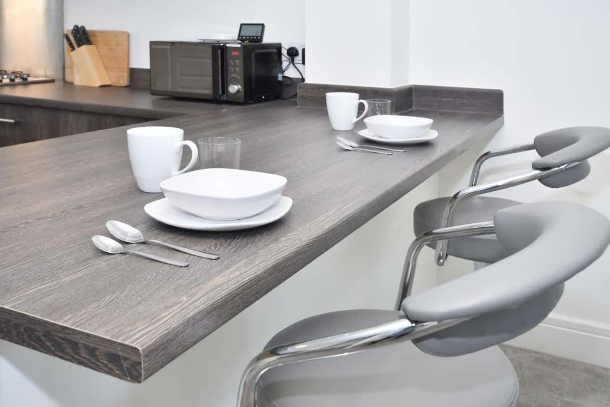 Regal House By True Stays - 3 Bedroom House In Stoke-On-Trent Eksteriør billede